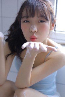 一件一件的剥掉她的衣服